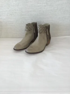 Bed Stu Liz Cutout Boot
