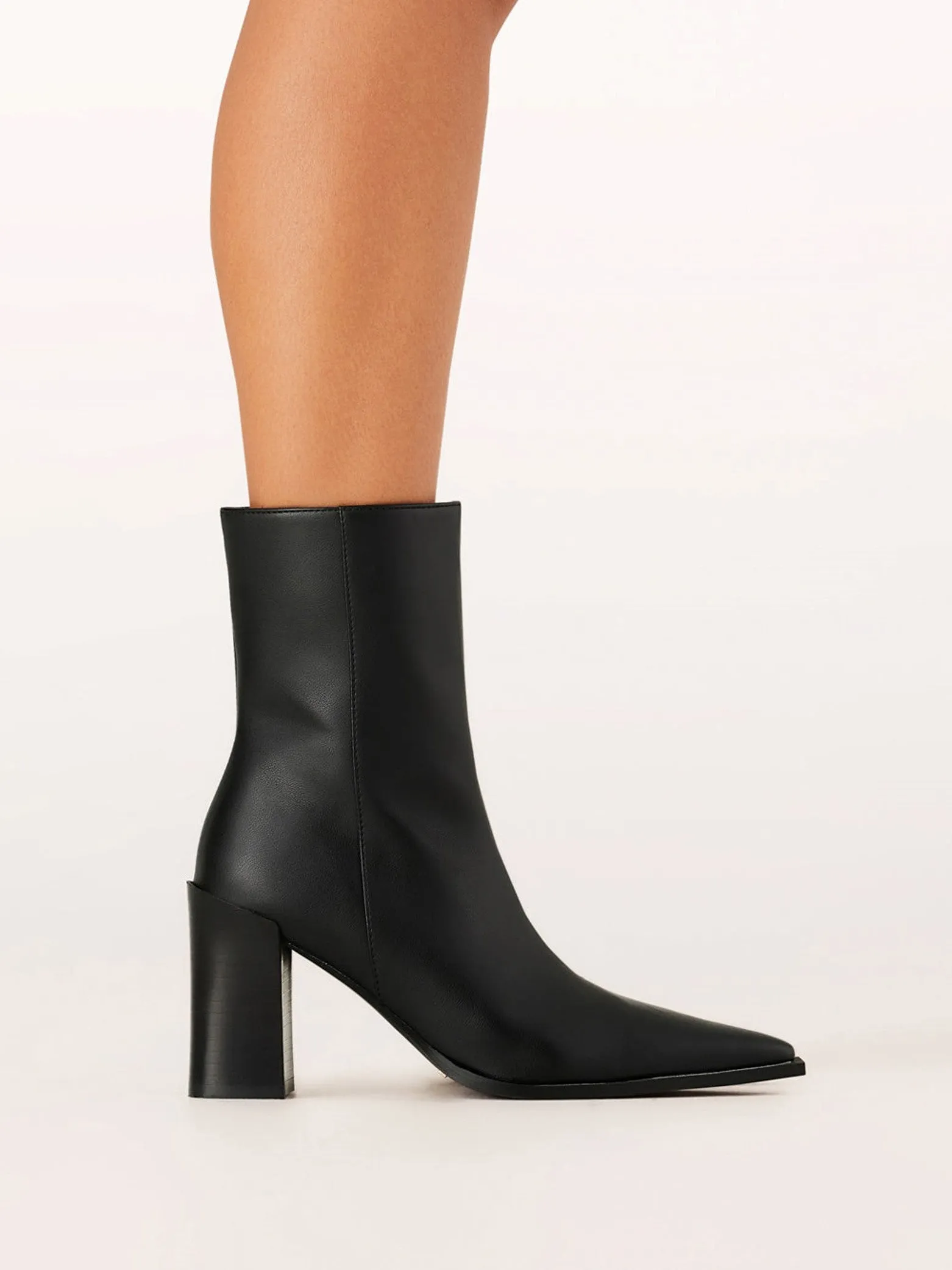 BILLINI Lauryn Ankle Boot