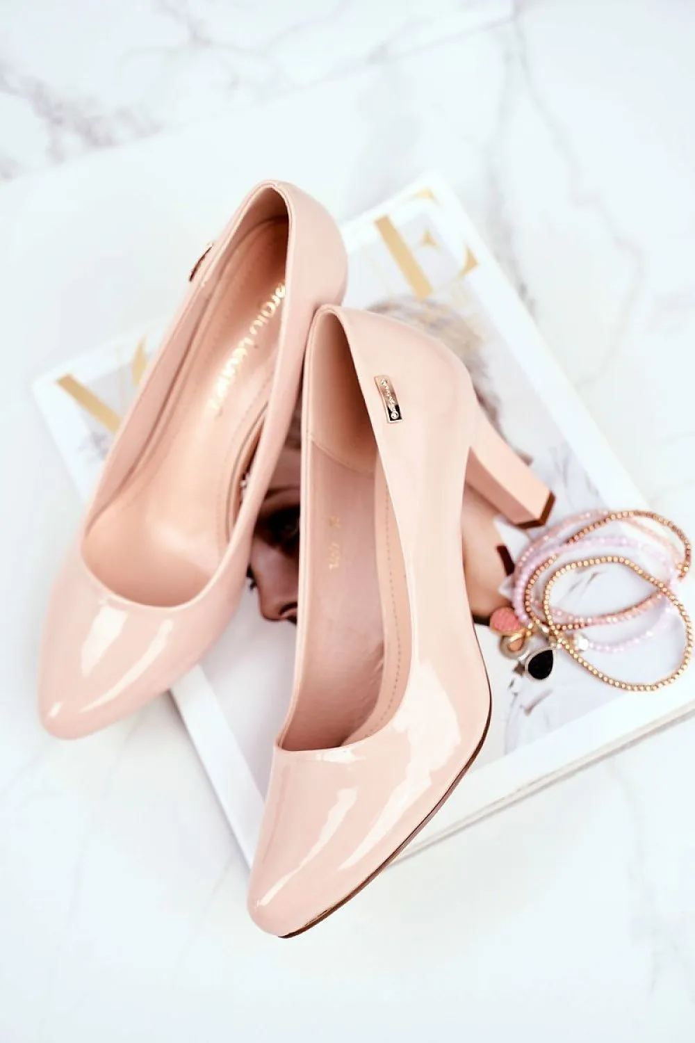 Block heel pumps