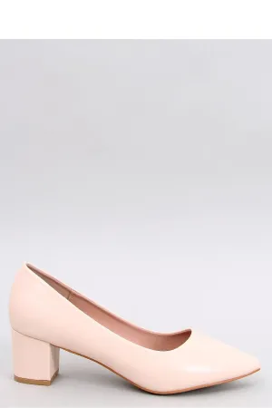 Block heel pumps