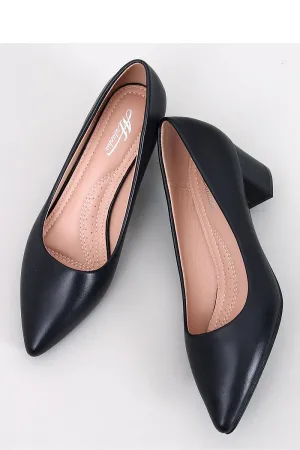 Block heel pumps
