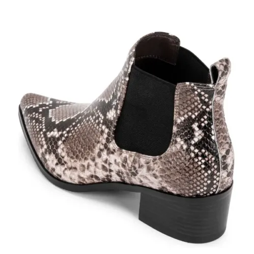 Blondo Emelia Waterproof Chelsea Bootie Brown Snake Leather MISMATCH (7,7 1/2)