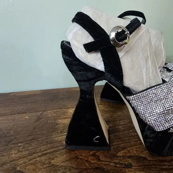 Circus by Sam Edelaman Audrea Jewel Black Velvet Women's Pumps NW/OB 7M