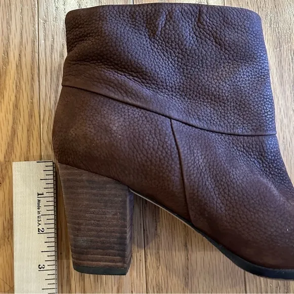 Cole Haan Nike Air Cassidy Brown Nubuck Leather Ankle Booties 7B