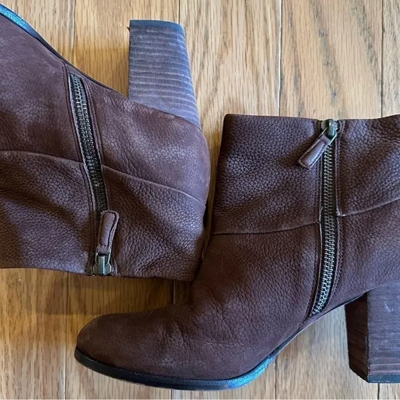 Cole Haan Nike Air Cassidy Brown Nubuck Leather Ankle Booties 7B