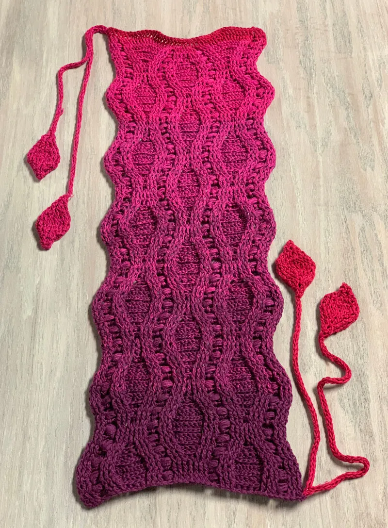 Embossed Leaves Scarflette