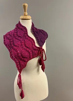 Embossed Leaves Scarflette