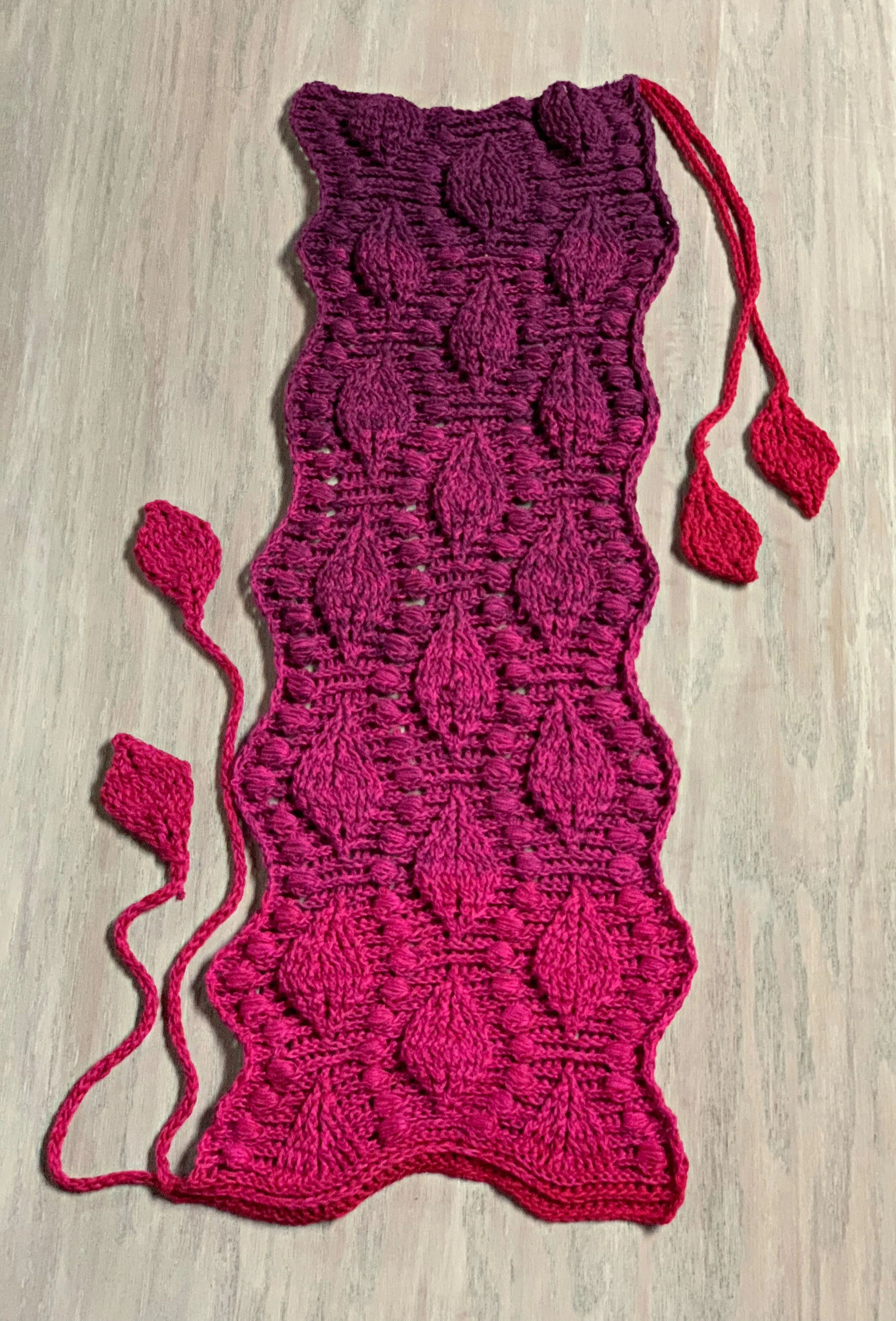 Embossed Leaves Scarflette