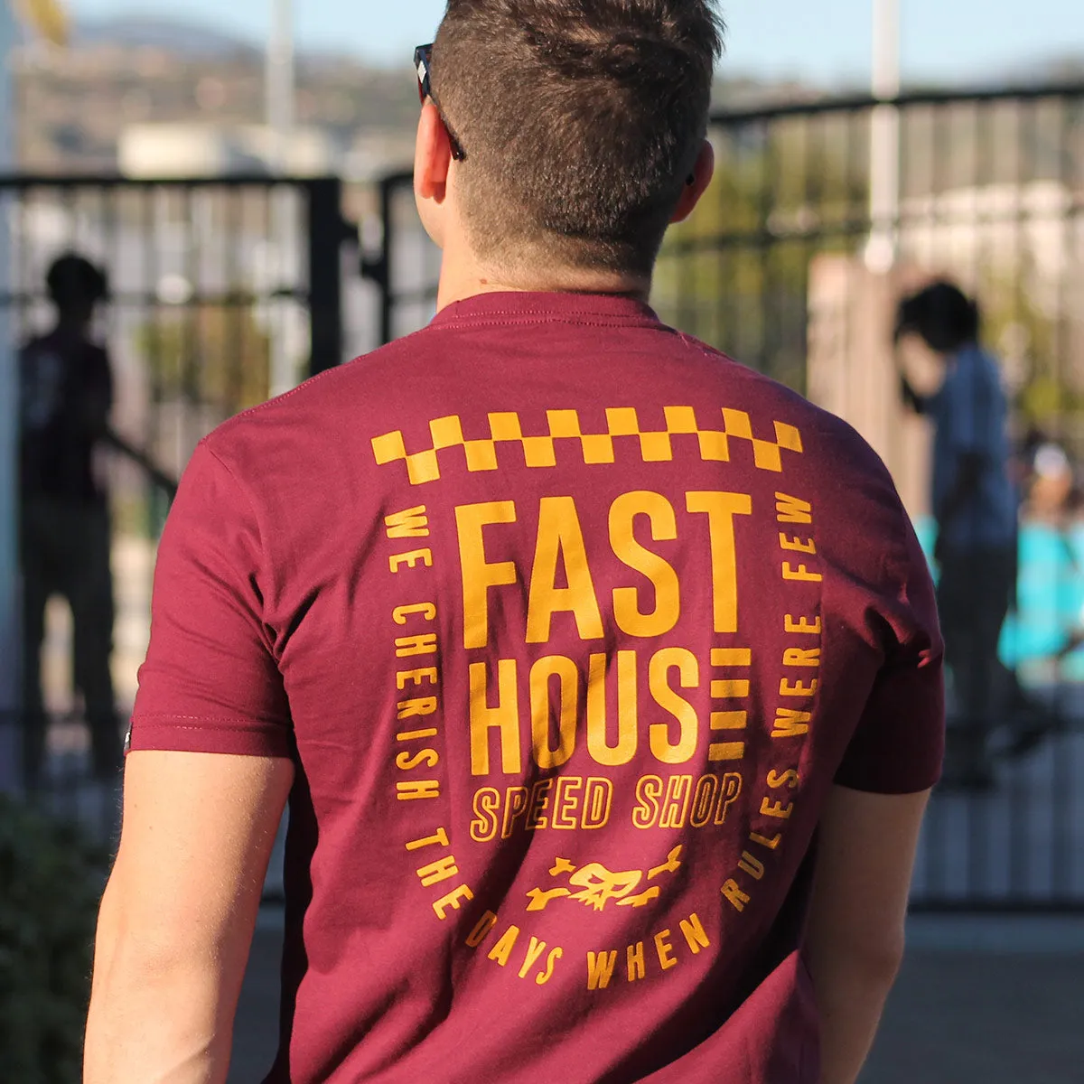 Essential Tee - Maroon