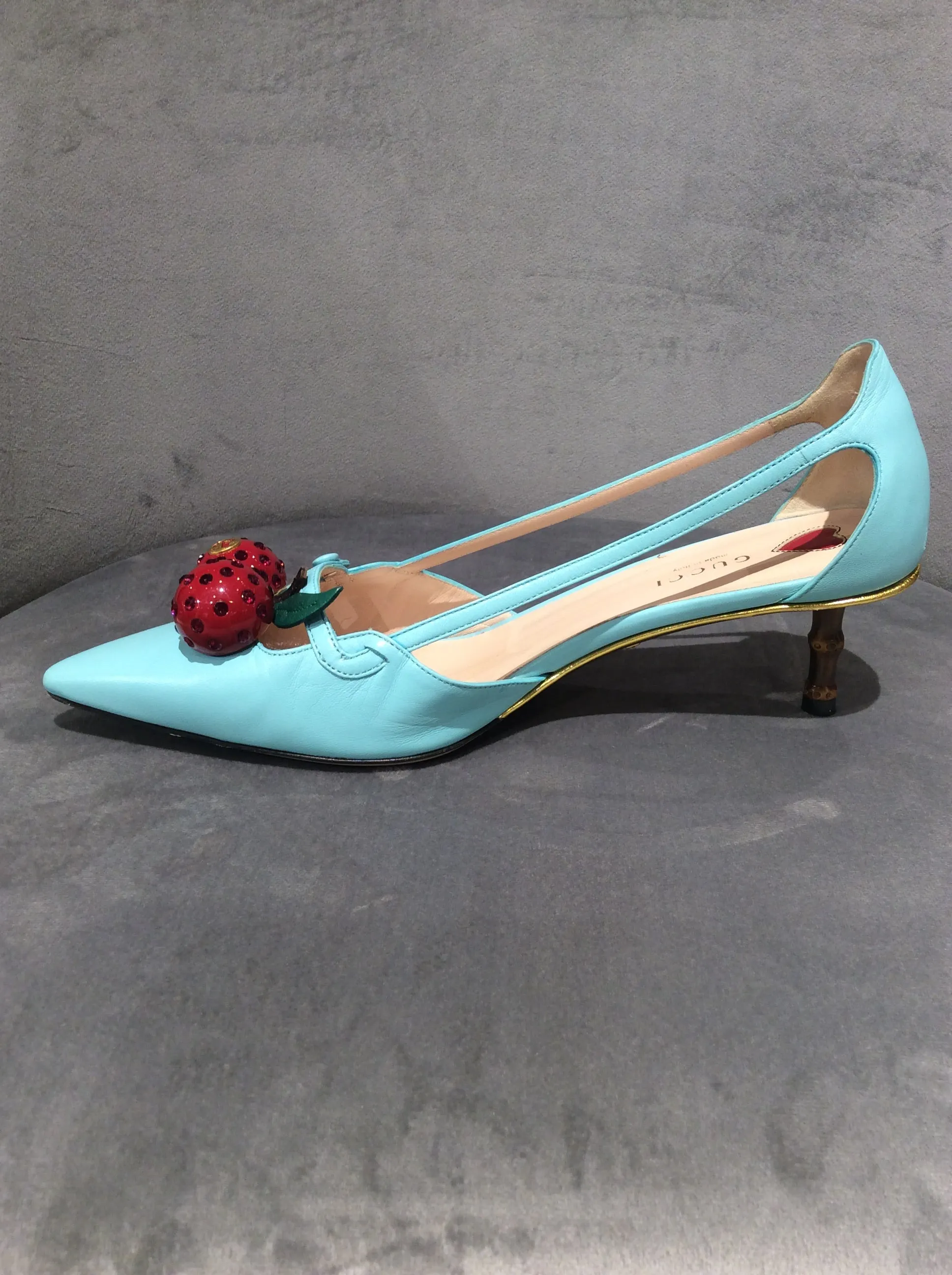 Gucci Unia Cherry Leather Pump in Blue, Size 9.5/39.5