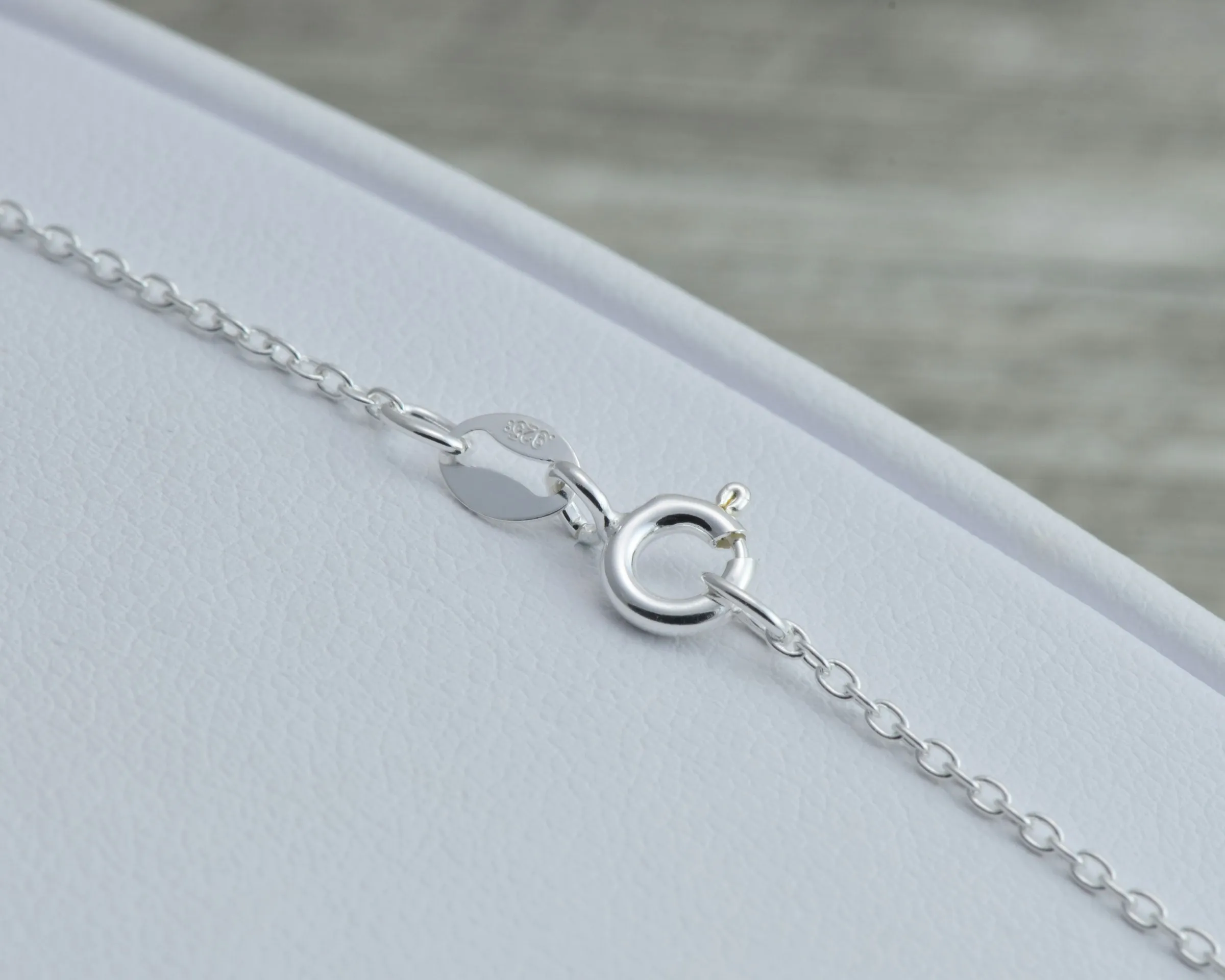 LACROSSE NECKLACE