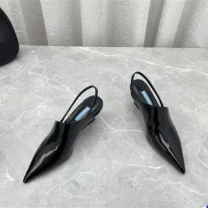 Ladies pointed toe heel high heel sandals