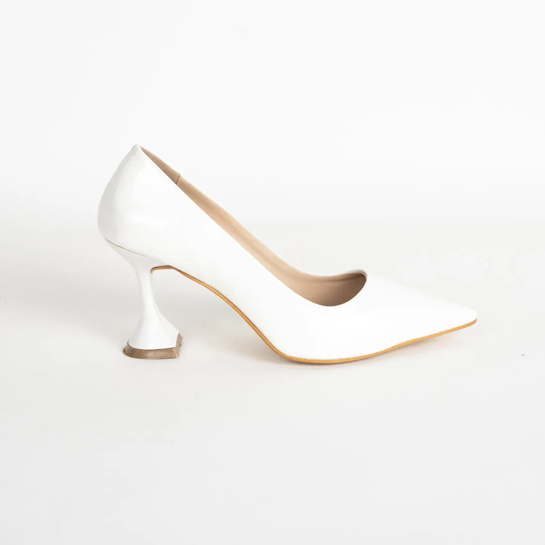 Laura Pumps