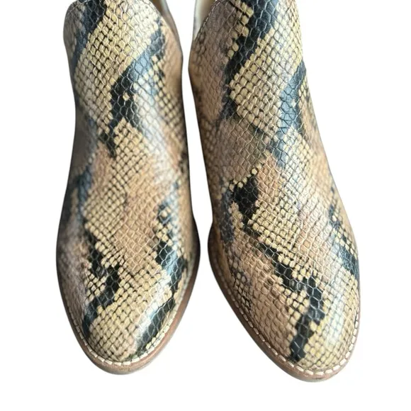 Lucky Brand‎ Women's Fausst Beige Snake Print Ankle Bootie 7