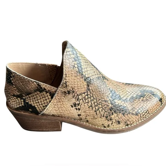 Lucky Brand‎ Women's Fausst Beige Snake Print Ankle Bootie 7