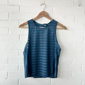 Lulu Lemon Athletic Top Size Small