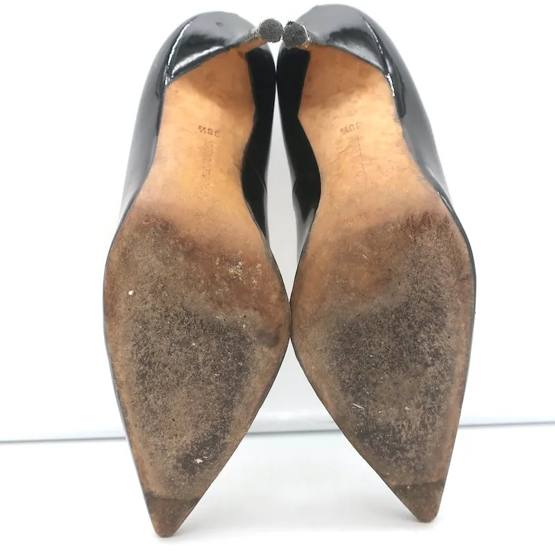 Manolo Blahnik BB Pumps Black Patent Leather Size 38.5 Pointed Toe Heels