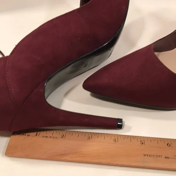 Marc Fisher Maroon Pointed Toe Ankle Strap Size 11