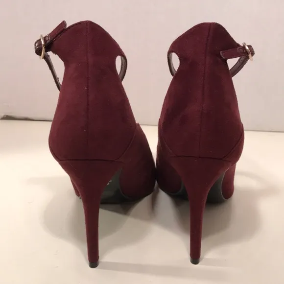 Marc Fisher Maroon Pointed Toe Ankle Strap Size 11