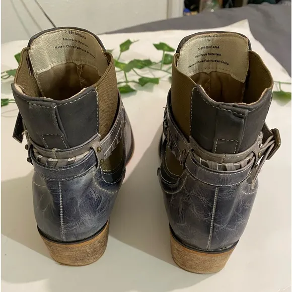 Maurices Gray Leather Boots  Booties Size 7