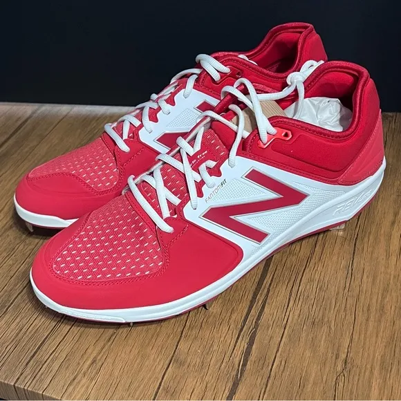New Balance Rev Lite Fantom Fit Metal Baseball Cleats Men’s Size 15 Red/White