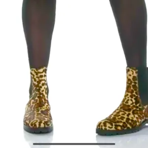 NEW Jack Rogers Margot leopard side gore Lug Sole ankle Booties Sizes 5 &amp; 9.5