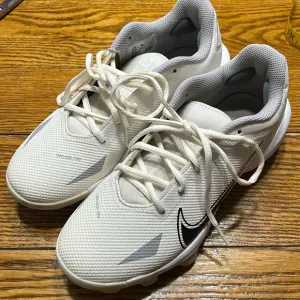 Nike Trout baseball cleats.  Size youth 5.5.  Good used condition.