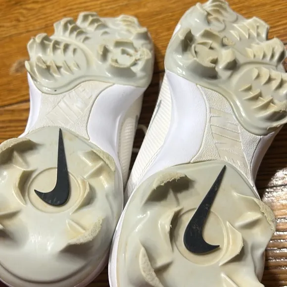 Nike Trout baseball cleats.  Size youth 5.5.  Good used condition.