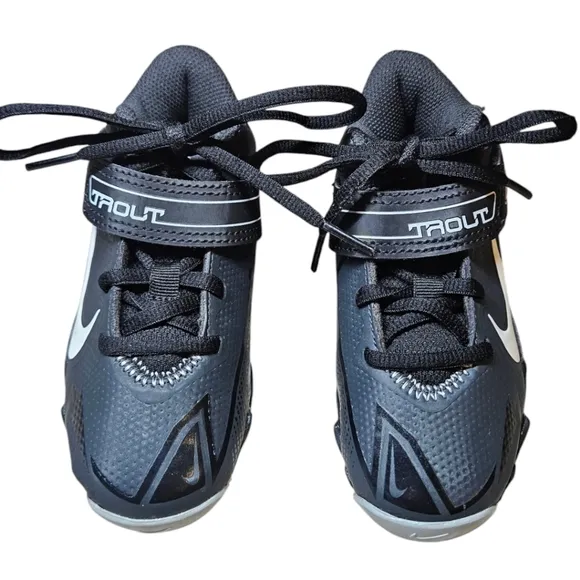 NWOB Nike Youth Force Trout Keystone Rubber Molded Baseball Cleats SZ 10C