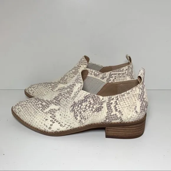 NWT Lucky Brand Lenci Snakeskin Leather Ankle Heel Booties White Grey 7.5