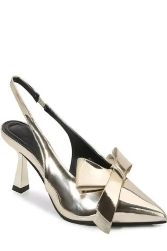 Pointed Toe Heel with Bow