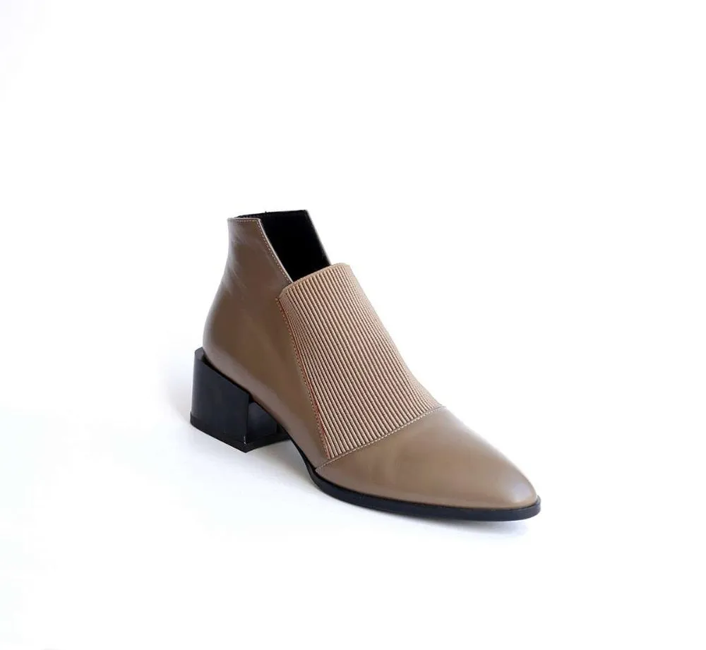 Popular chelsea boots solid classic oxford pointed toe slip on soft genuine leather spring shoes brand concise ankle boots