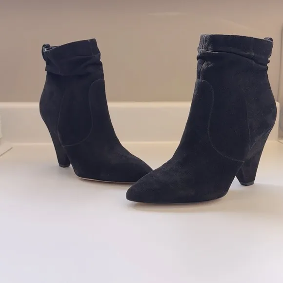 Sam Edelman Roden Point Toe Suede Booties | black | 9.5 | EUC