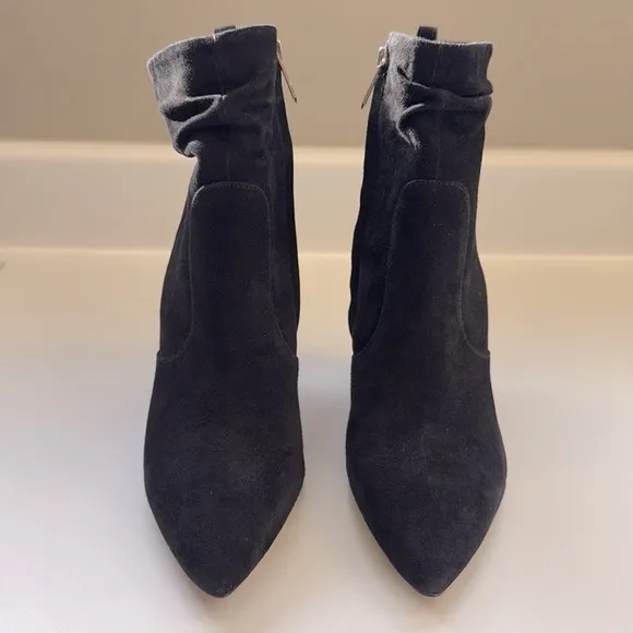 Sam Edelman Roden Point Toe Suede Booties | black | 9.5 | EUC