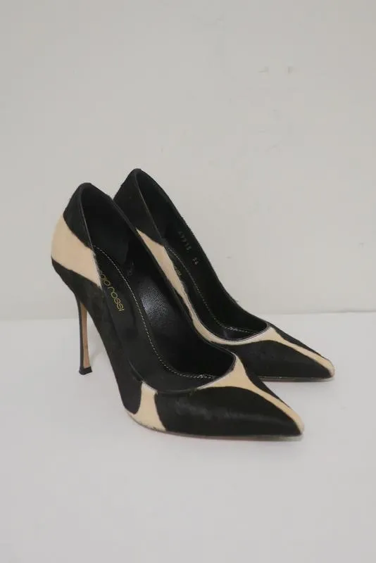 Sergio Rossi Pumps Black/Cream Giraffe Print Pony Hair Size 36 Pointed Toe Heel