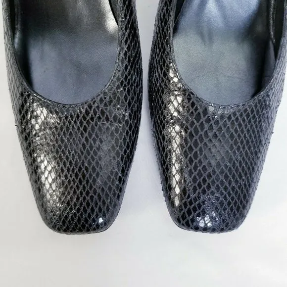 Stuart Weitzman Black Lizard Skin Pumps  Size 7.5