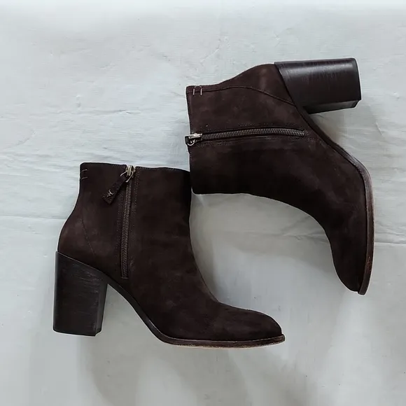 TRASK Tinsley Brown Suede Ankle Booties Size 9M
