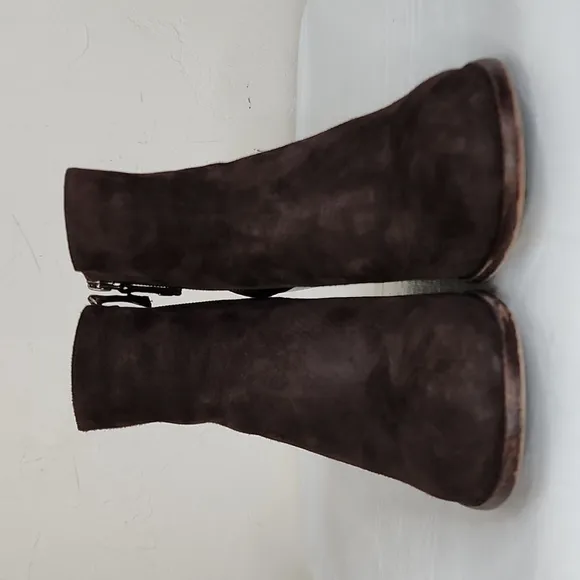 TRASK Tinsley Brown Suede Ankle Booties Size 9M