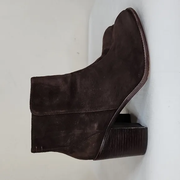 TRASK Tinsley Brown Suede Ankle Booties Size 9M
