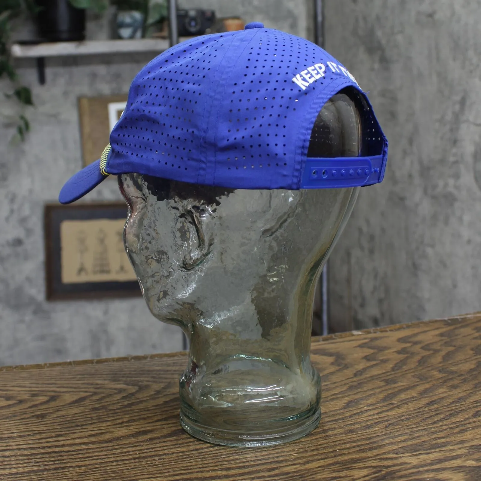 Twisted Tea Mens Lightweight Mesh Back Rope Snapback Baseball Hat Blue One Size