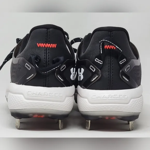 Under Armour Men's Yard Low MT Baseball  Cleats 3025592-001 Black Size 8 New