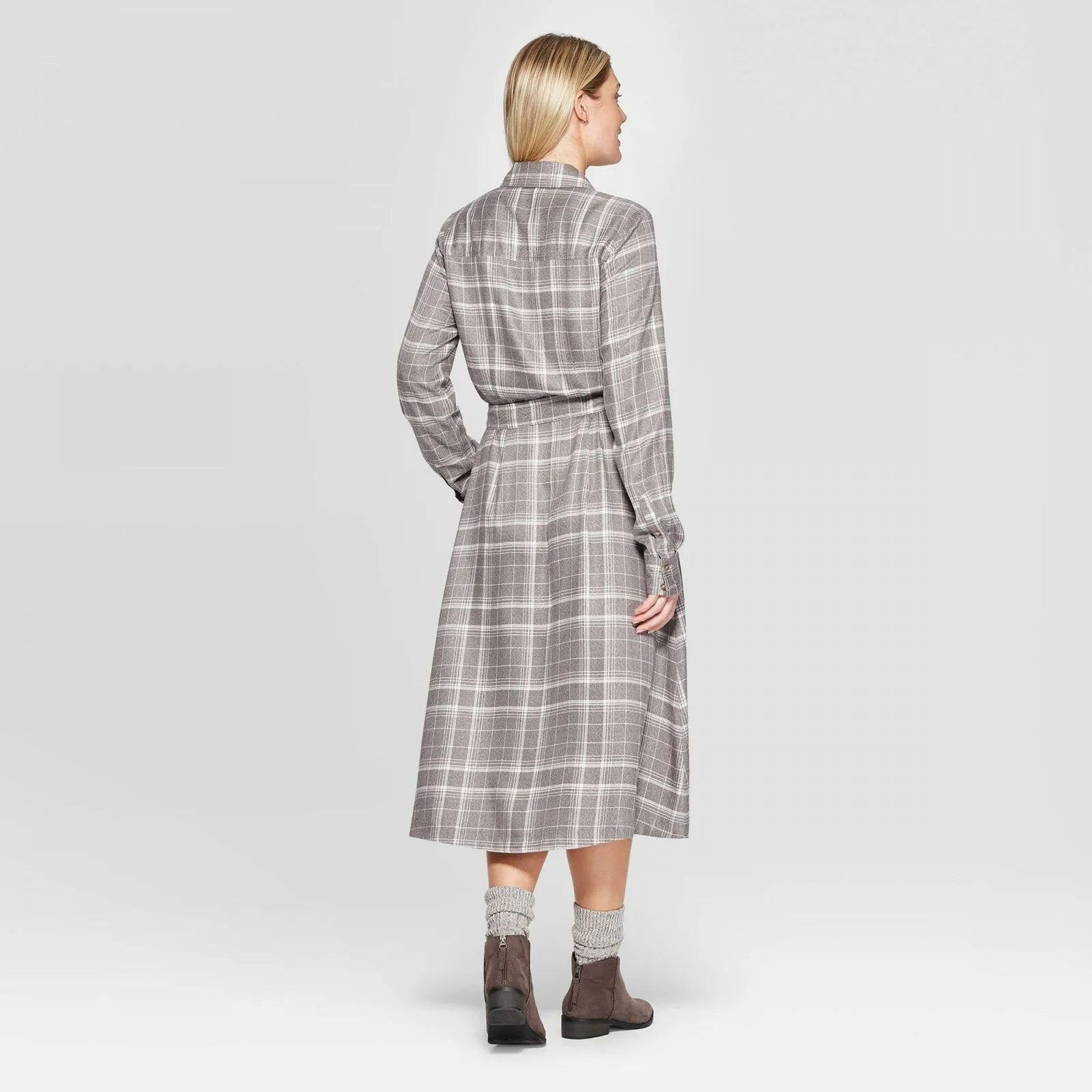 Universal Thread Women's Plaid Long Sleeve Midi Shirtdress with Tie Belt