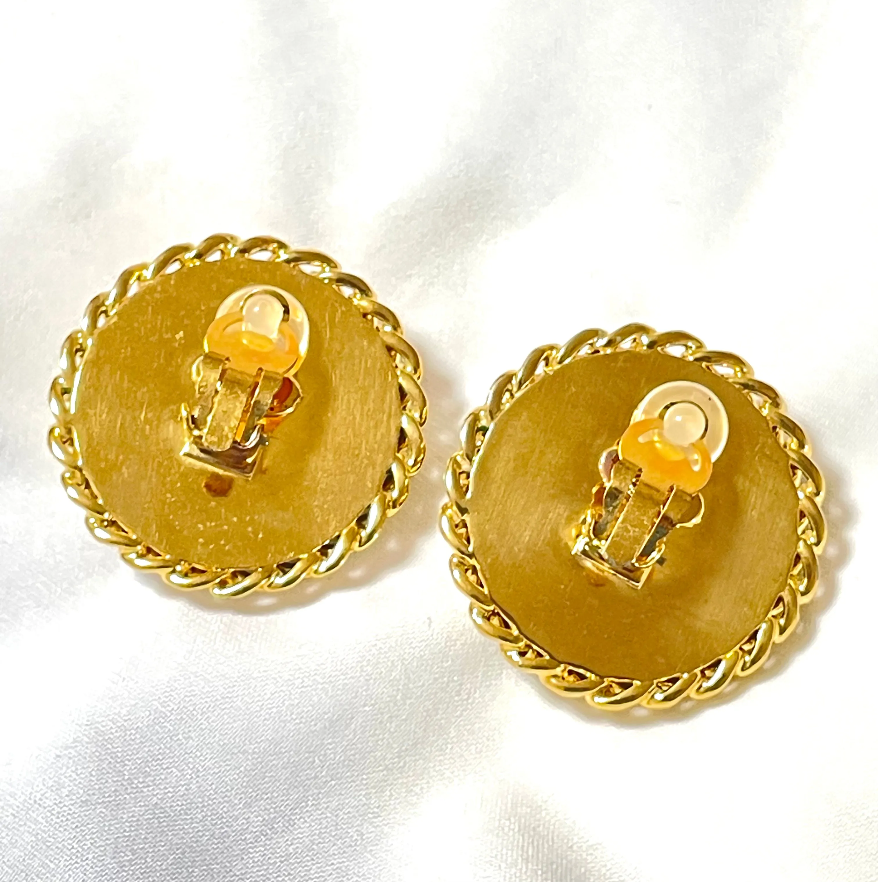 Vintage CHANEL large earrings with golden chain frames and black and faux pearl. Classic mademoiselle Chanel jewelry. 070218ys12