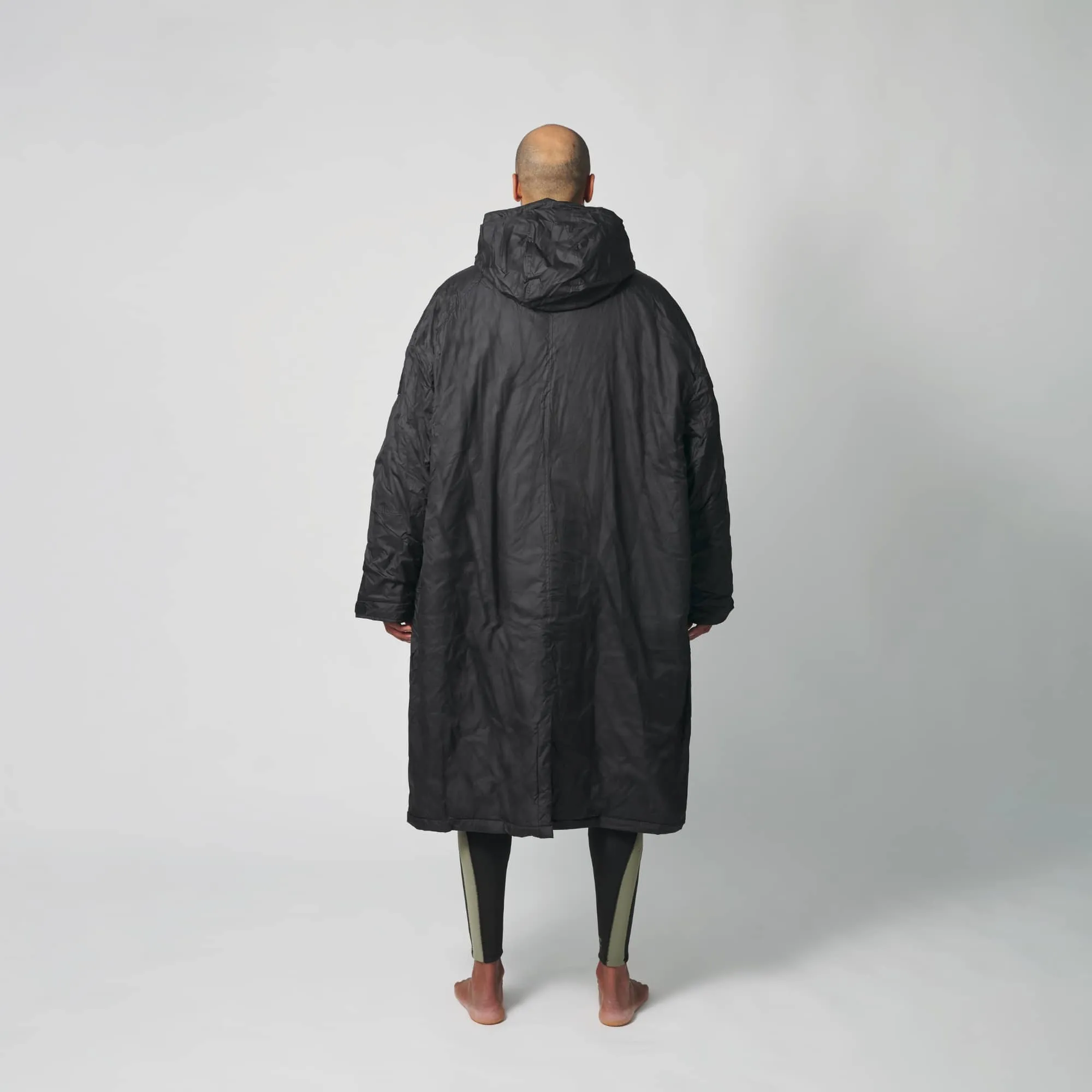 VOITED 2nd Edition Outdoor Change Robe & Drycoat for Surfing, Camping, Vanlife & Wild Swimming  - Black