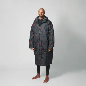 VOITED 2nd Edition Outdoor Change Robe & Drycoat for Surfing, Camping, Vanlife & Wild Swimming  - Moment Camo
