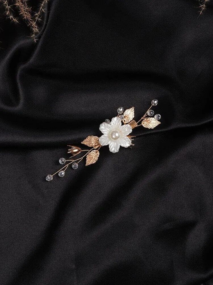 White Pearl Flower Gold Hairclip, Bridal Floral Bead Hair Clip, Wedding Floral Alligator Headpiece