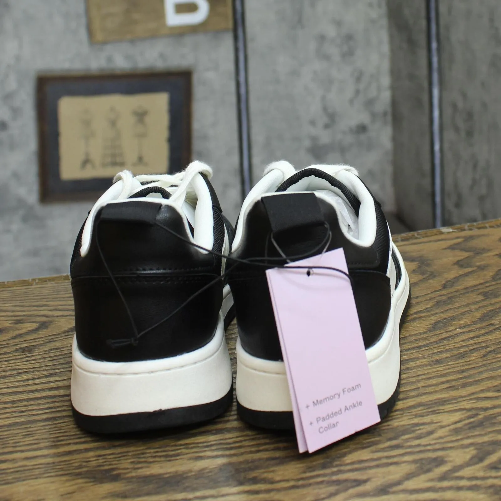 Wild Fable Womens Netty Fashion Sneakers with Memory Foam Insole Black 9.5M