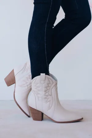 Wyatt Western Booties - Off White